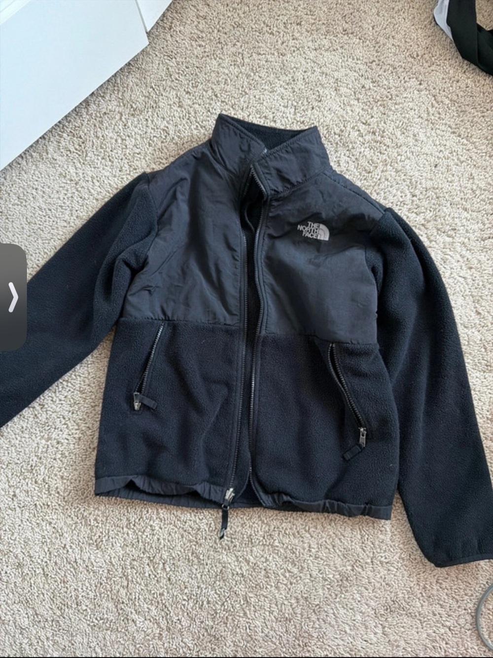 The North Face boys ' Black Fleece Jacket L (14/16)